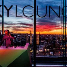 Skylounge Ámsterdam, festivo y tendencia